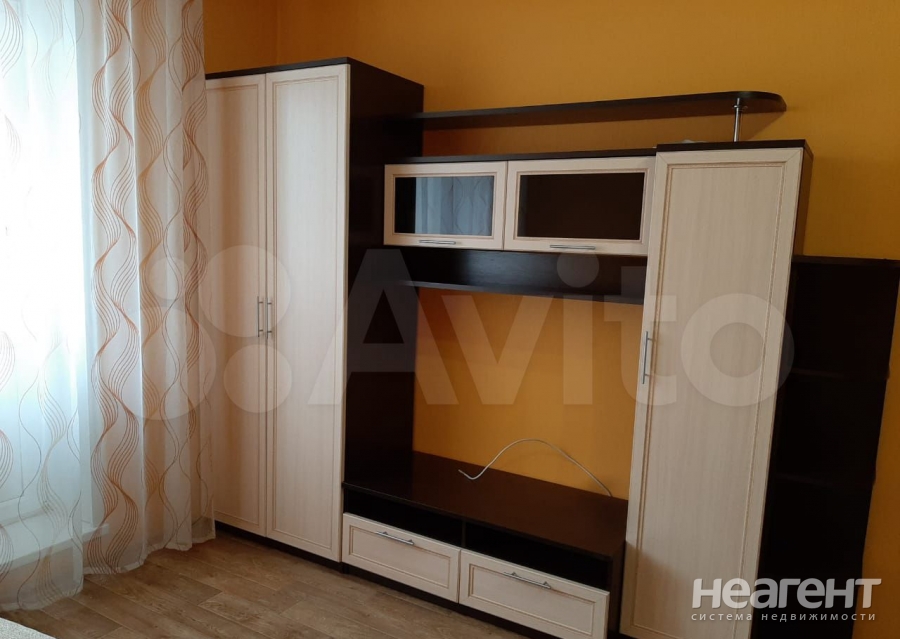 Сдается 1-комнатная квартира, 40 м²