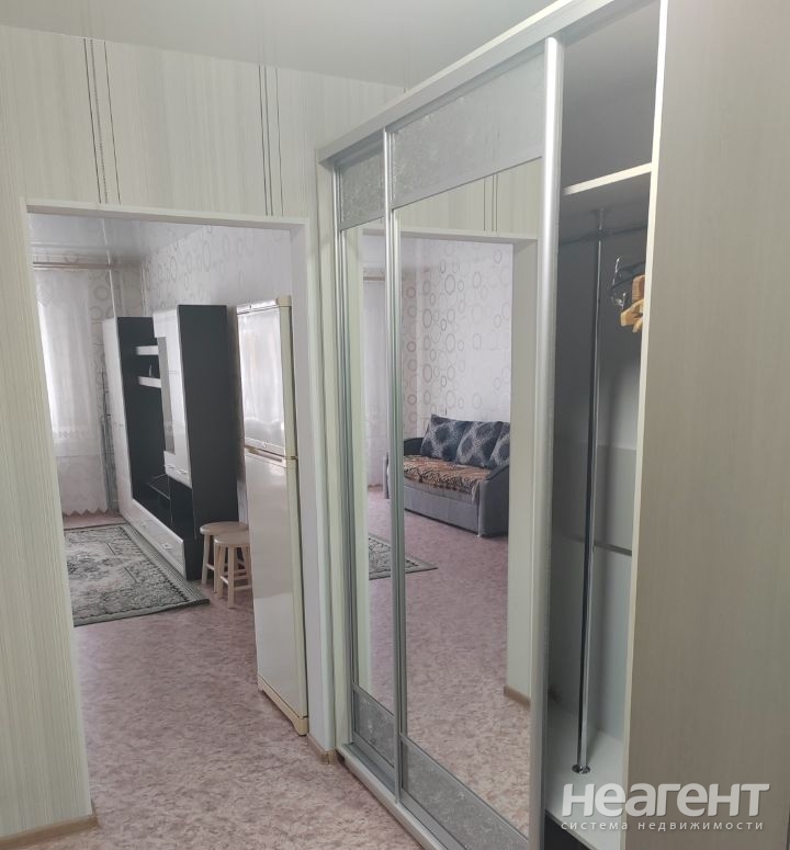 Сдается 1-комнатная квартира, 37,6 м²