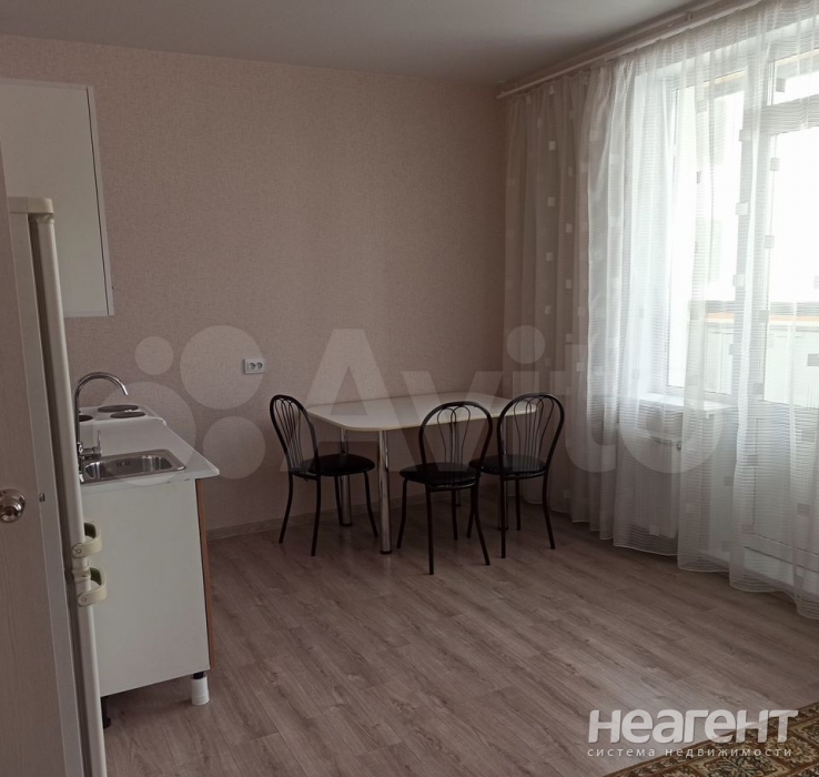 Сдается 1-комнатная квартира, 33 м²