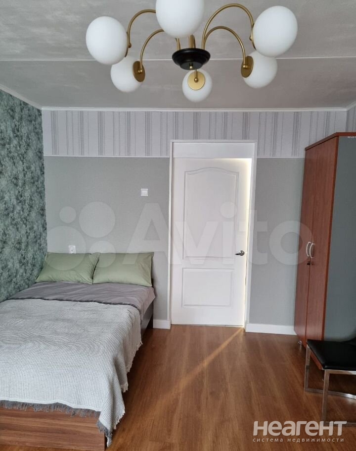 Сдается 1-комнатная квартира, 41 м²