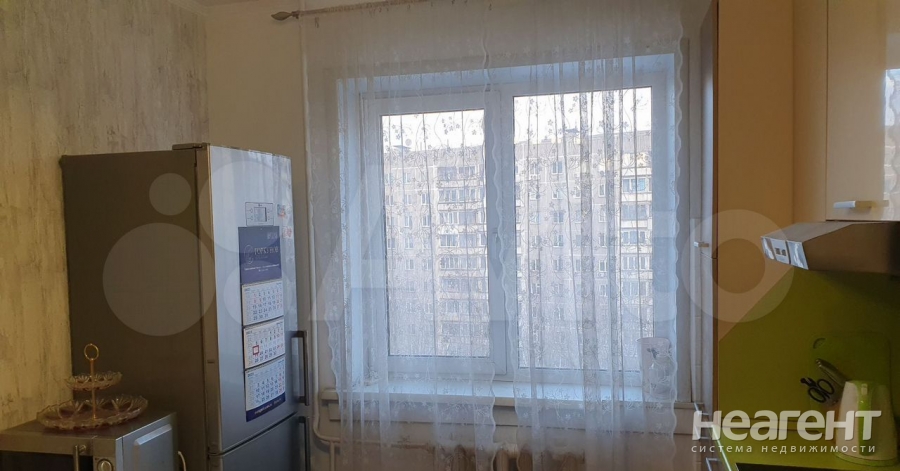 Сдается Многокомнатная квартира, 64 м²