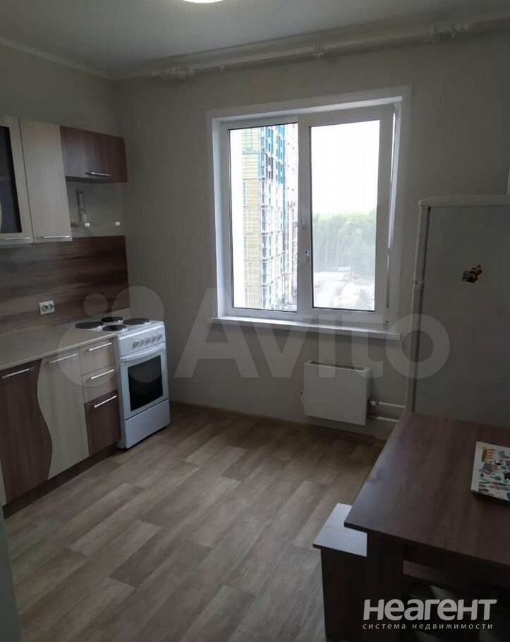 Сдается 1-комнатная квартира, 36 м²