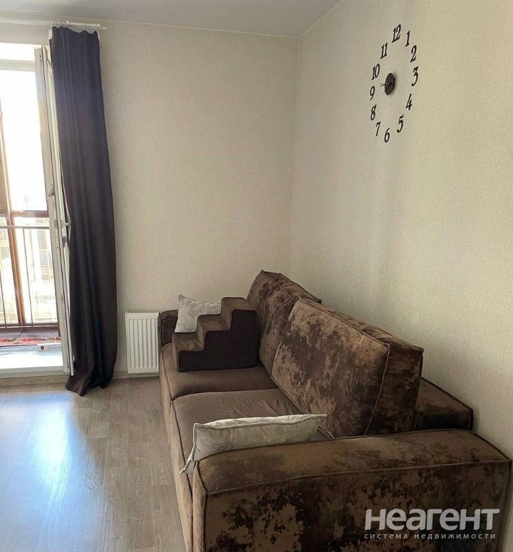 Сдается 1-комнатная квартира, 26,8 м²