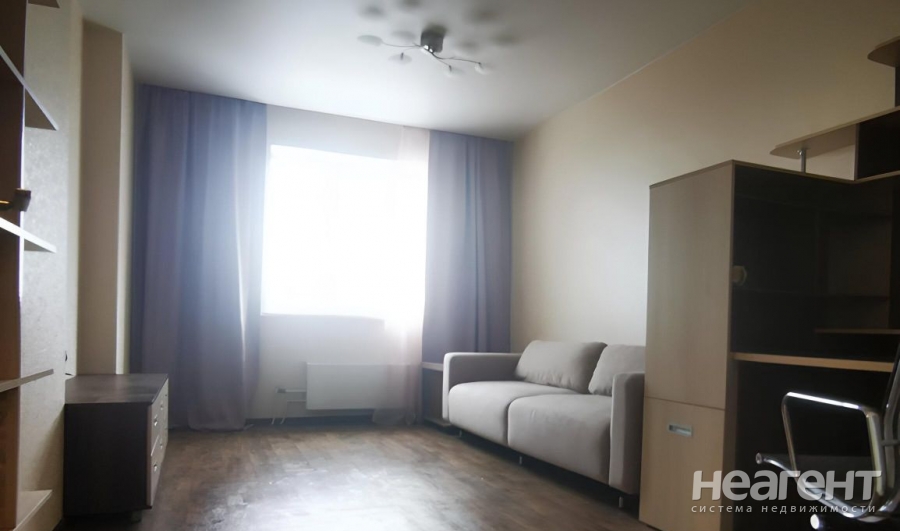 Сдается 1-комнатная квартира, 40 м²