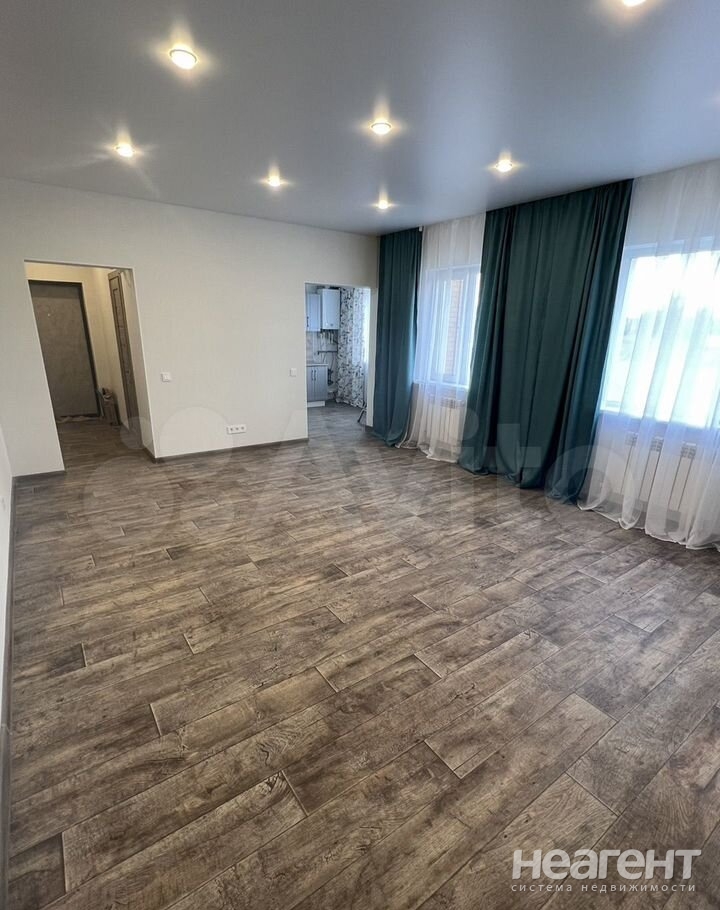 Сдается 1-комнатная квартира, 40 м²