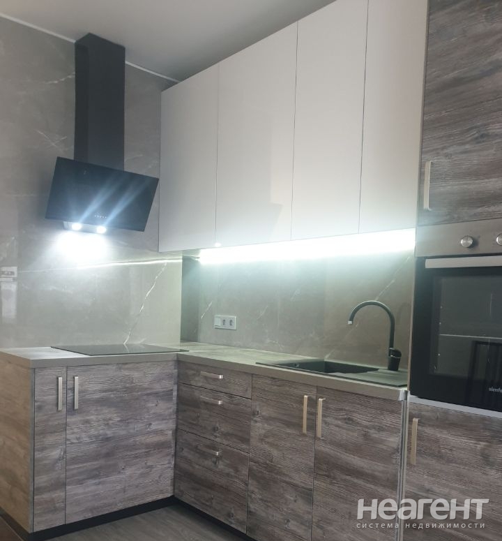 Сдается 1-комнатная квартира, 39 м²