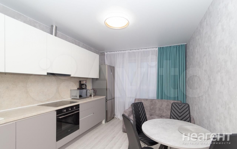 Сдается 1-комнатная квартира, 43,9 м²