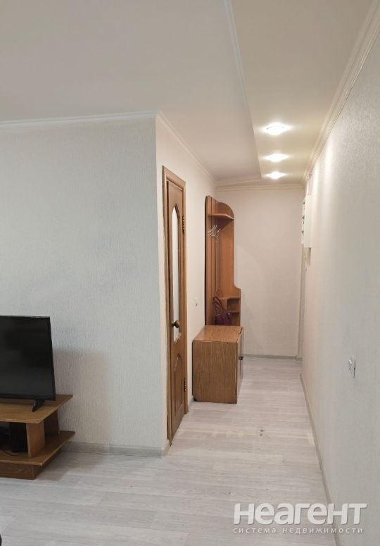 Сдается 1-комнатная квартира, 29,9 м²