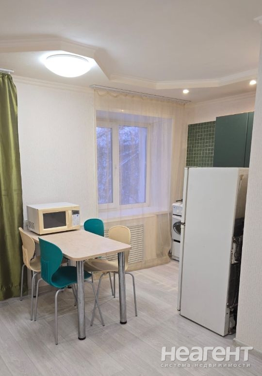 Сдается 1-комнатная квартира, 29,9 м²