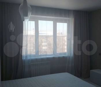 Продается 1-комнатная квартира, 35 м²