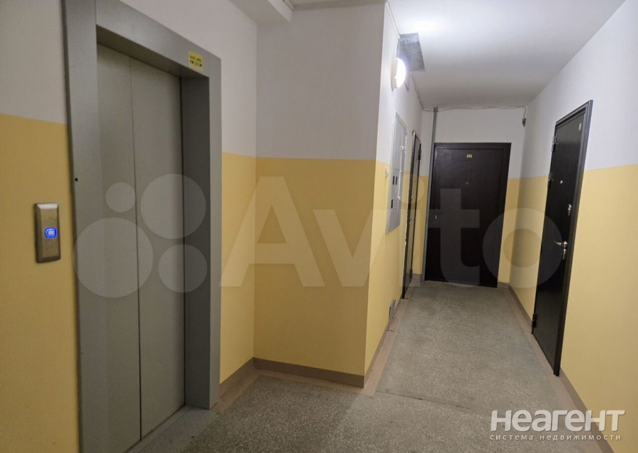 Продается 1-комнатная квартира, 35 м²