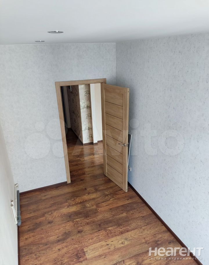 Продается 1-комнатная квартира, 39 м²