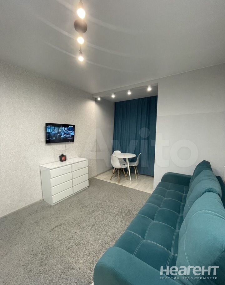 Продается 1-комнатная квартира, 43,1 м²