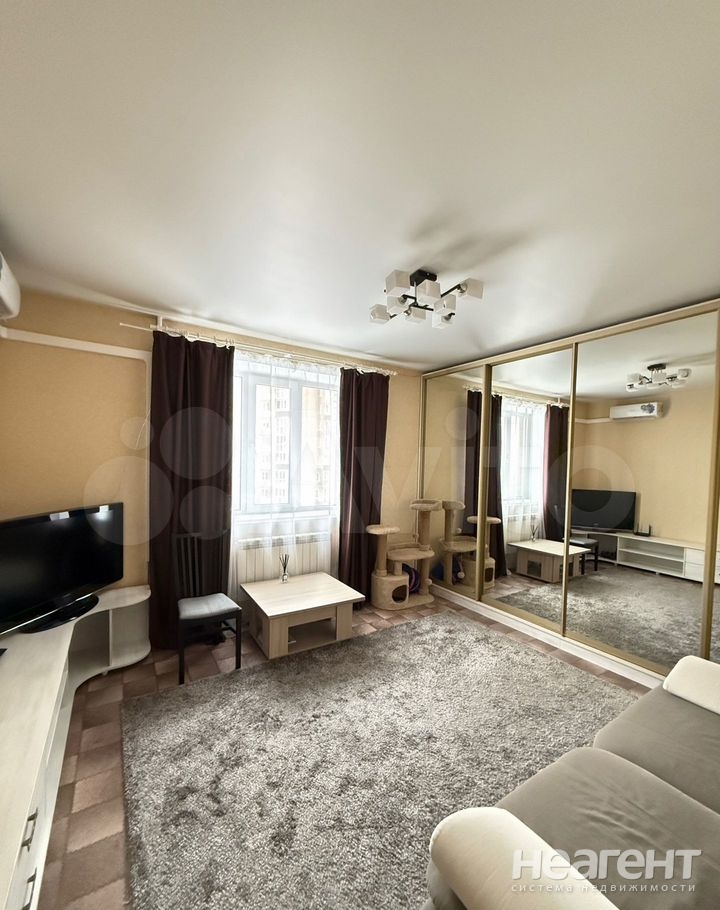 Сдается Многокомнатная квартира, 61,8 м²