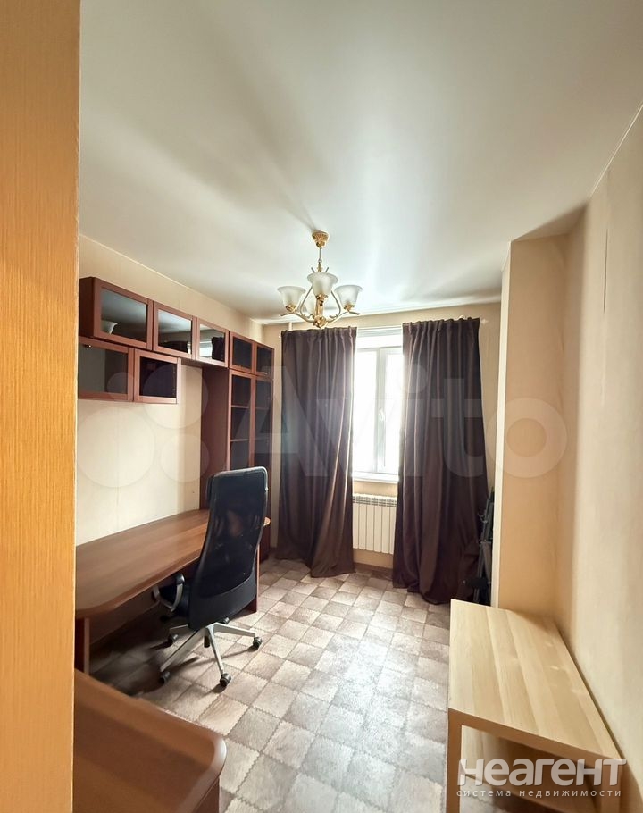 Сдается Многокомнатная квартира, 61,8 м²