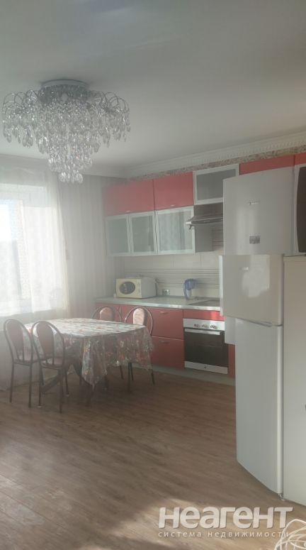 Сдается Многокомнатная квартира, 78 м²