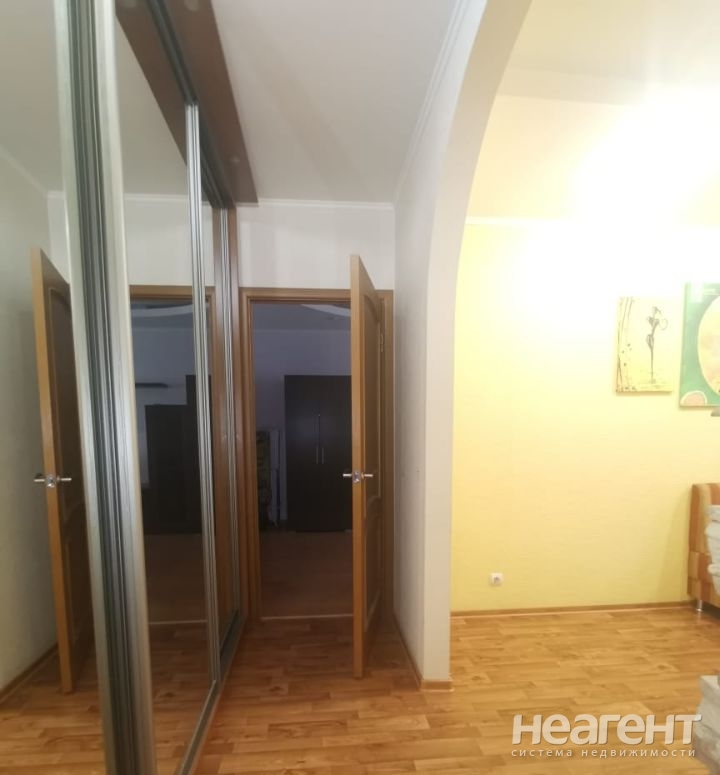 Сдается Многокомнатная квартира, 59,4 м²