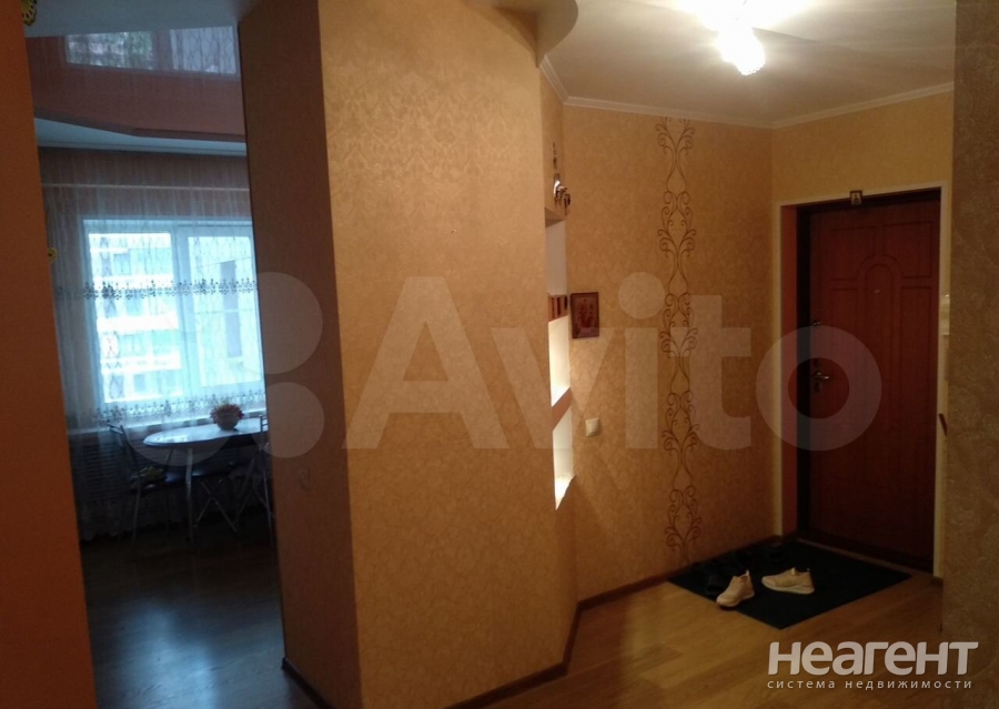 Сдается 2-х комнатная квартира, 86 м²