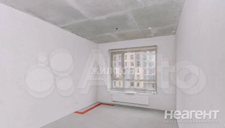 Продается 1-комнатная квартира, 39,8 м²