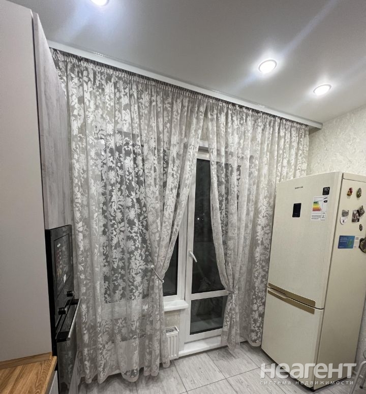 Сдается 2-х комнатная квартира, 53 м²