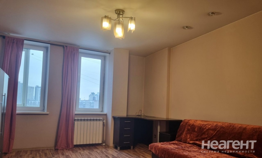 Сдается 1-комнатная квартира, 45 м²