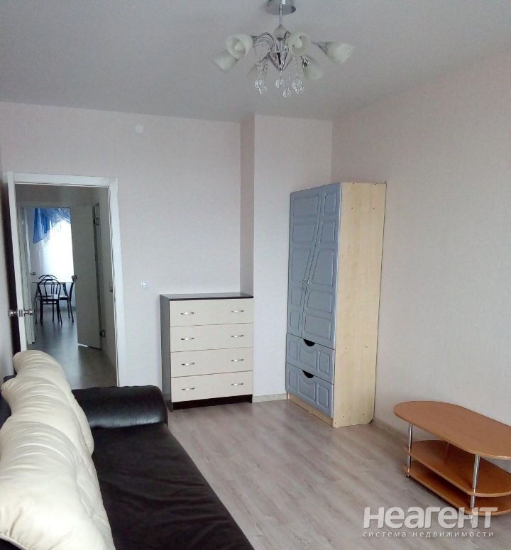 Сдается 1-комнатная квартира, 41 м²