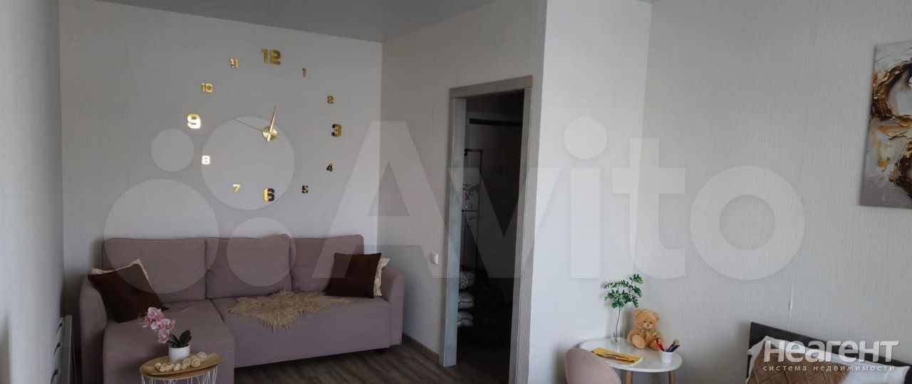 Продается 1-комнатная квартира, 39,8 м²