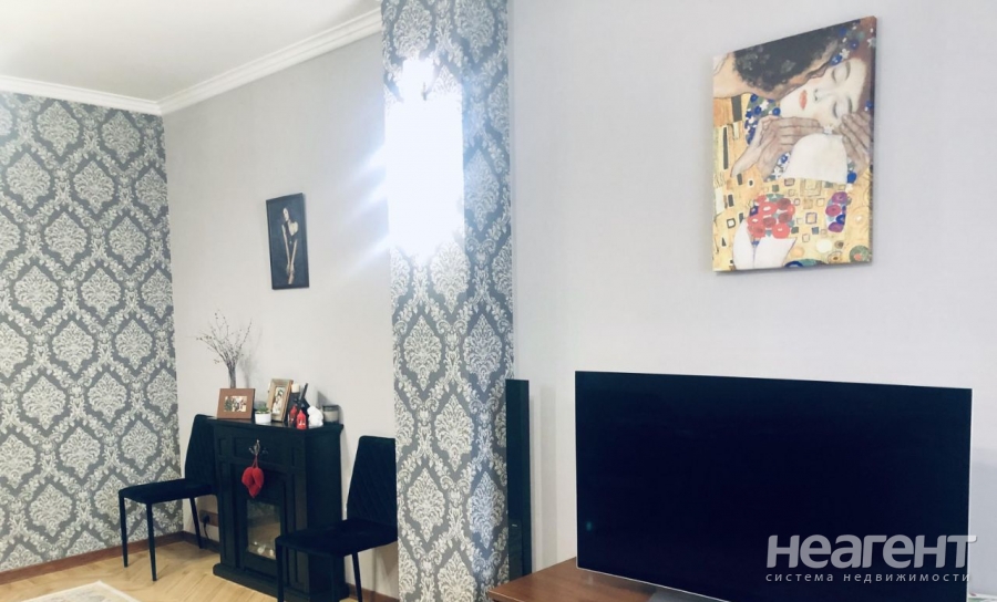 Продается Многокомнатная квартира, 127 м²