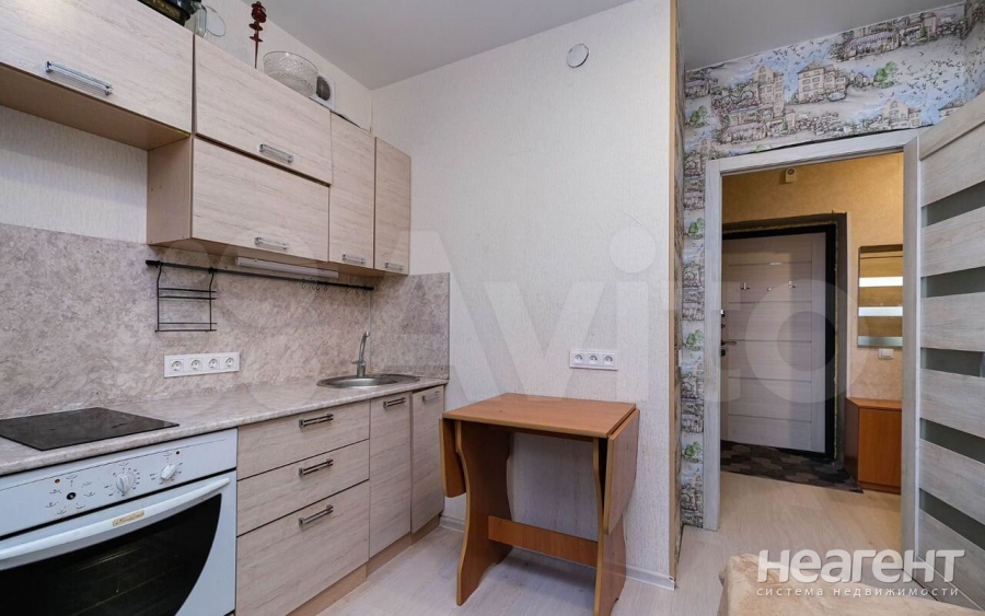 Продается 1-комнатная квартира, 35 м²