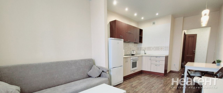 Сдается 1-комнатная квартира, 46,4 м²