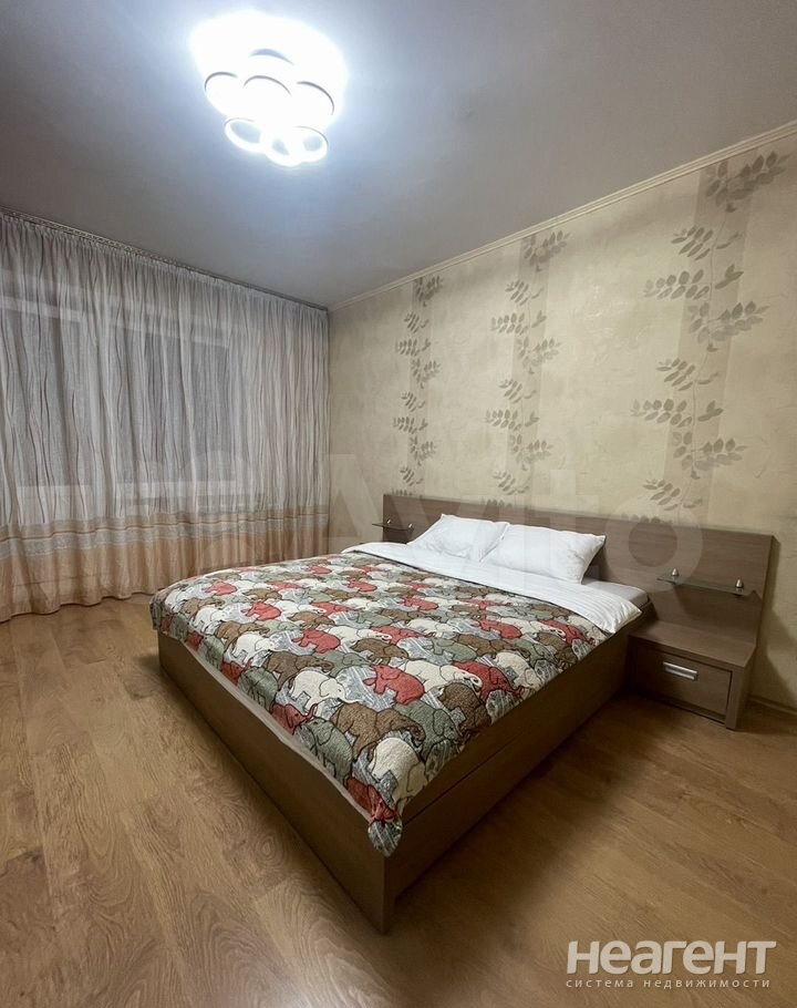 Сдается Многокомнатная квартира, 75 м²