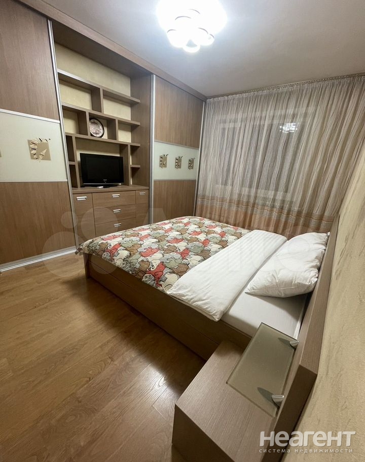 Сдается Многокомнатная квартира, 75 м²