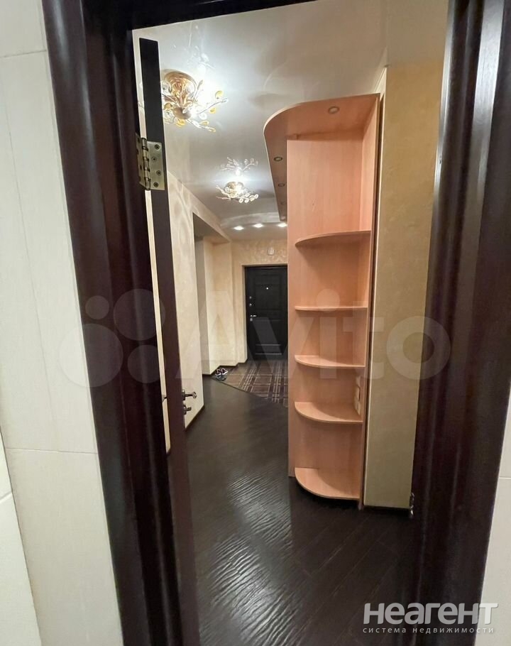 Сдается 2-х комнатная квартира, 63 м²