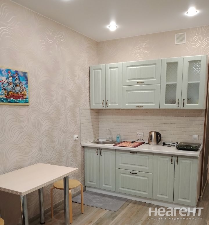 Сдается 1-комнатная квартира, 27 м²