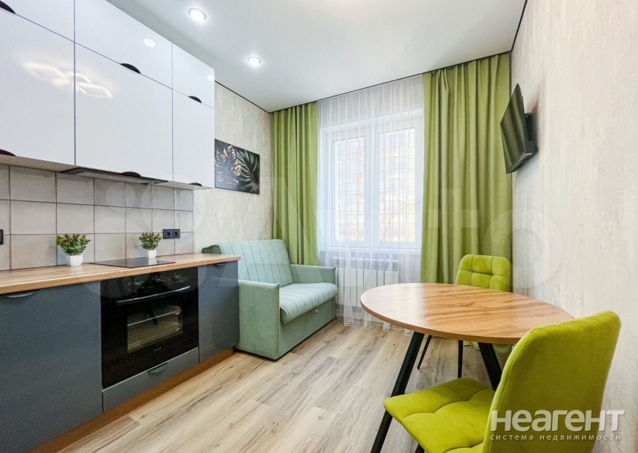 Продается 1-комнатная квартира, 38,3 м²