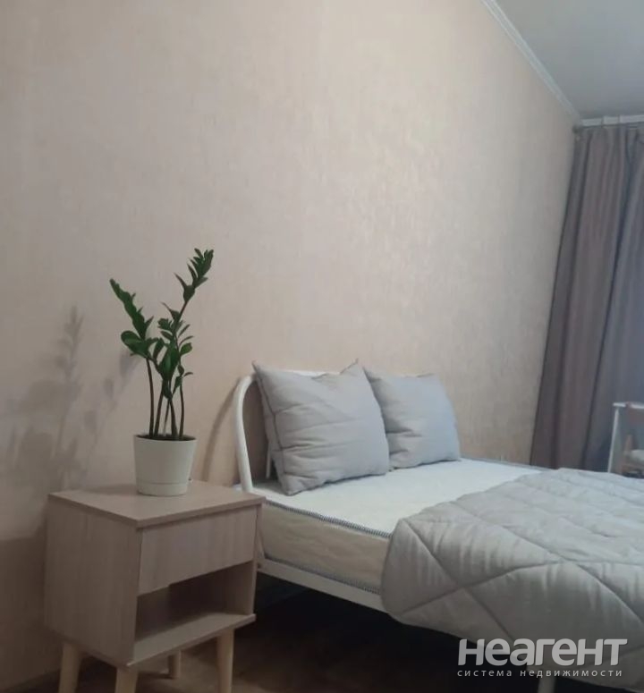 Сдается 1-комнатная квартира, 36 м²