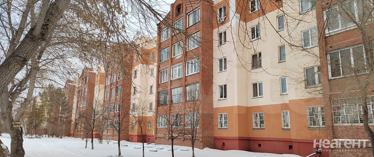 Продается 1-комнатная квартира, 38 м²