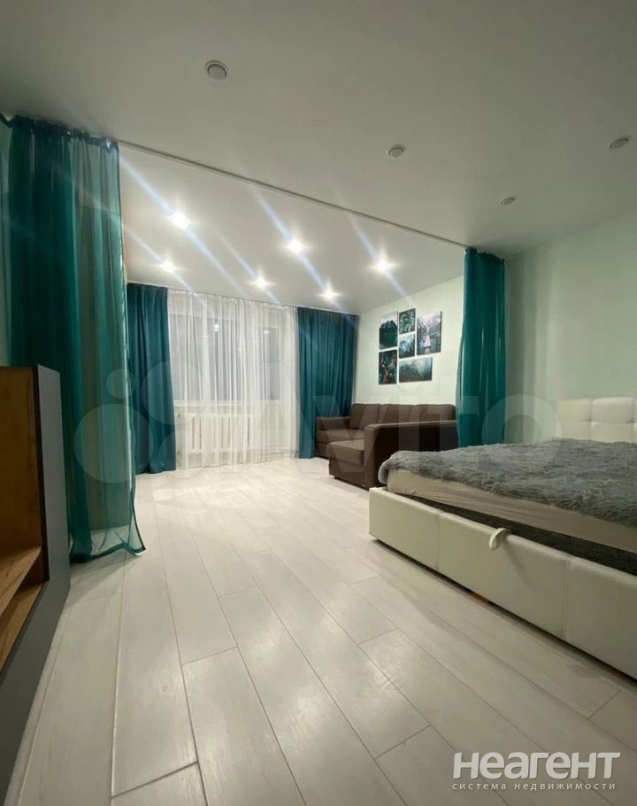 Продается 1-комнатная квартира, 36,9 м²