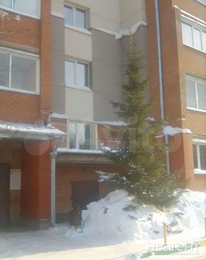 Сдается 1-комнатная квартира, 38 м²