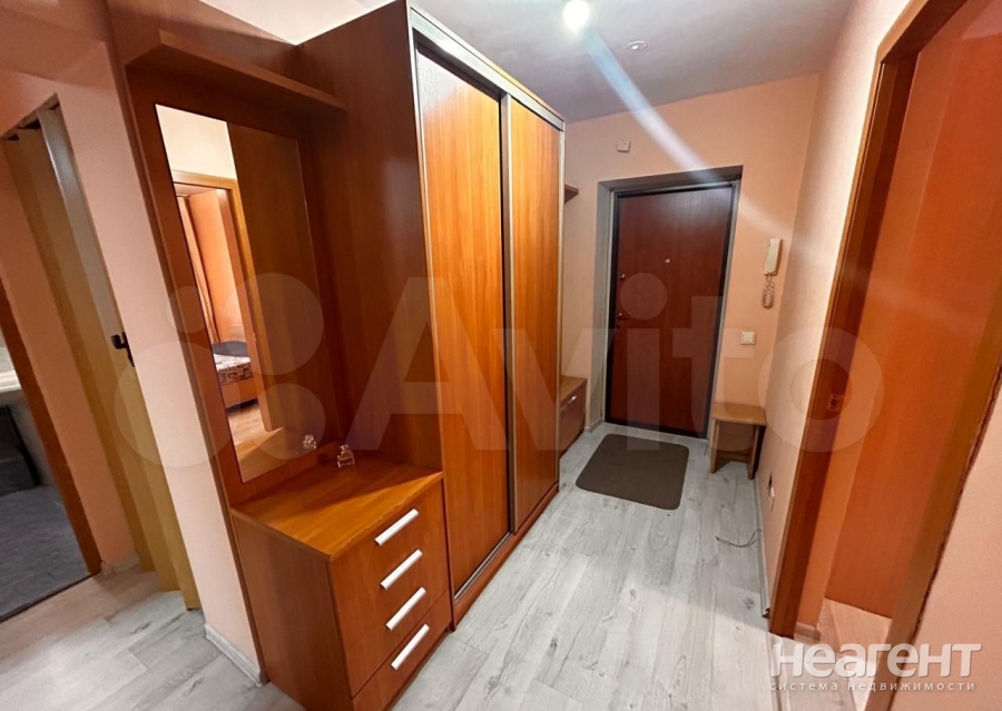 Сдается 2-х комнатная квартира, 60 м²