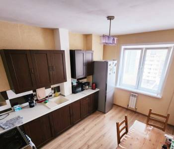 Продается 1-комнатная квартира, 43,89 м²