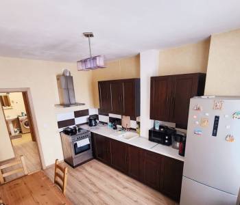 Продается 1-комнатная квартира, 43,89 м²