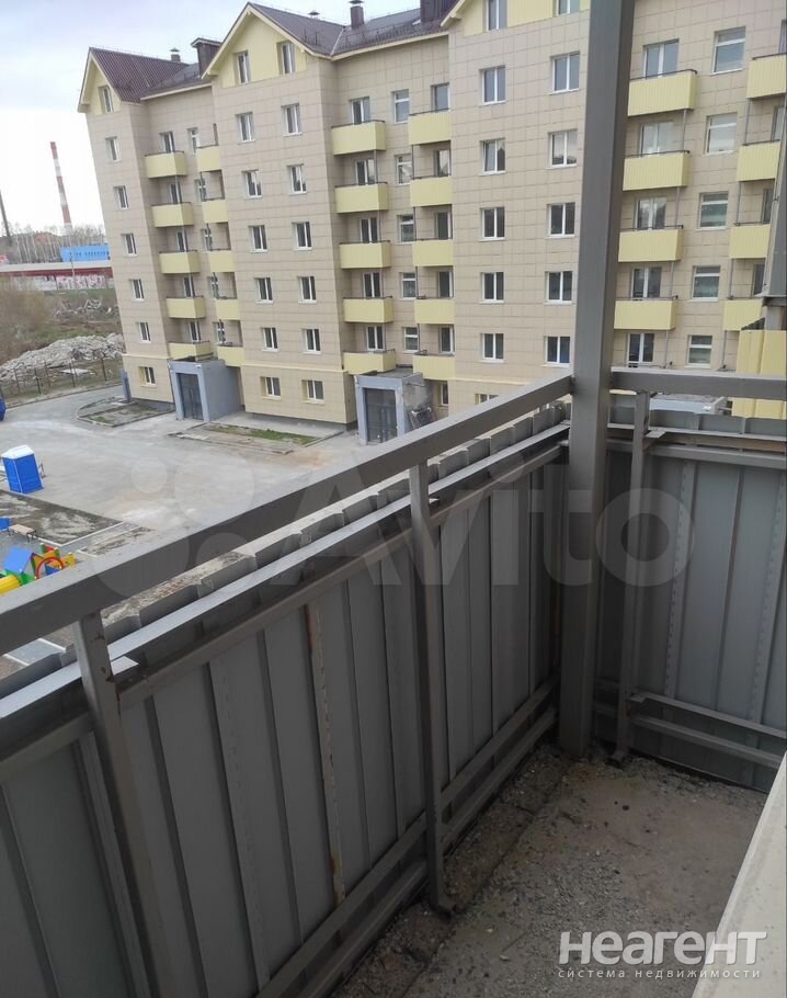 Продается 2-х комнатная квартира, 61 м²