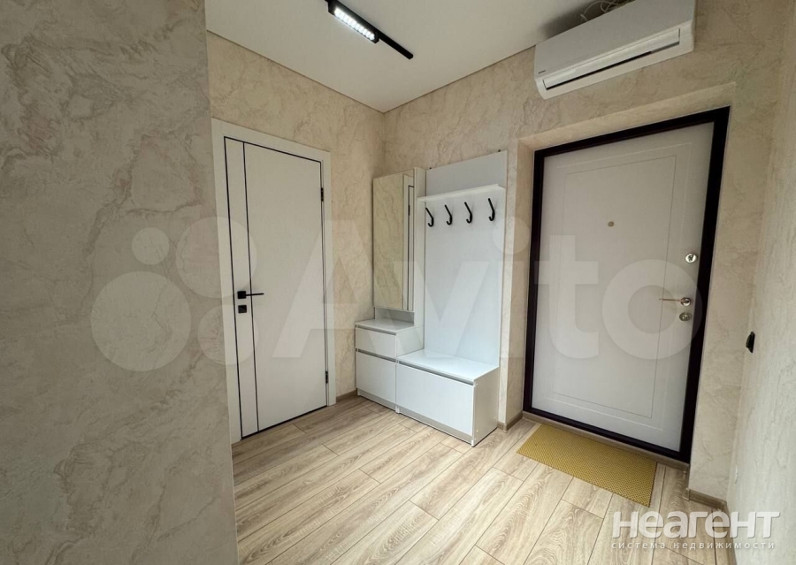 Сдается 1-комнатная квартира, 37 м²