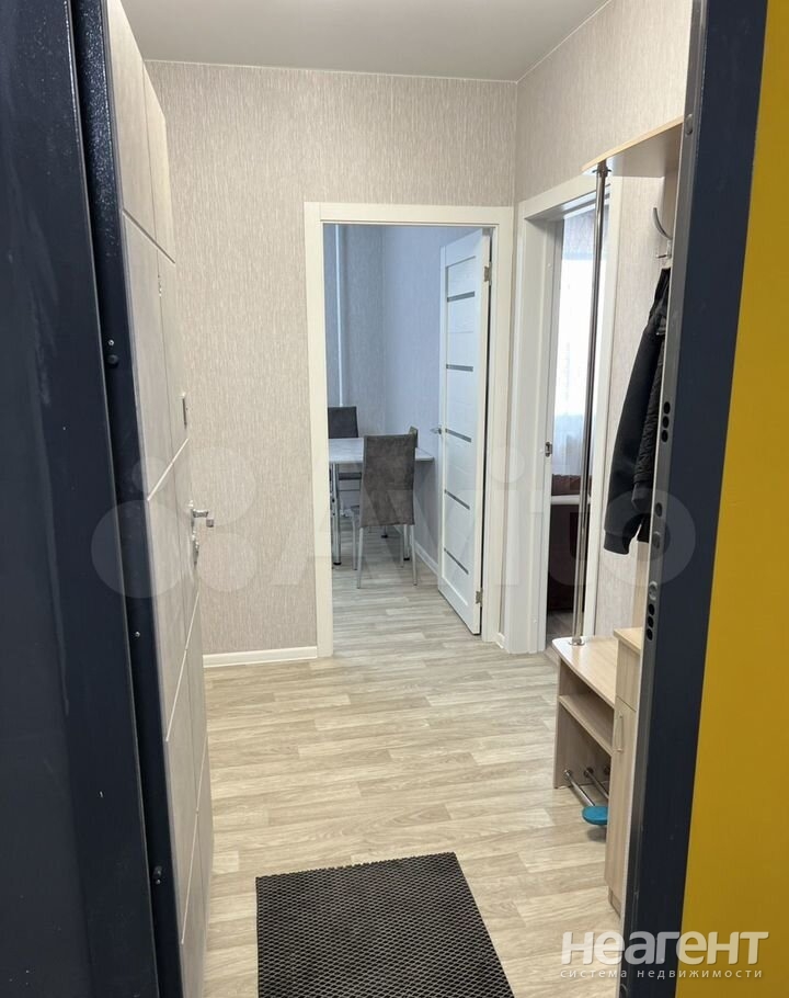 Сдается 1-комнатная квартира, 41 м²