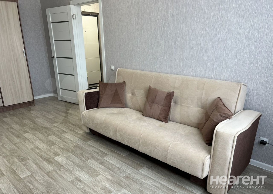 Сдается 1-комнатная квартира, 41 м²