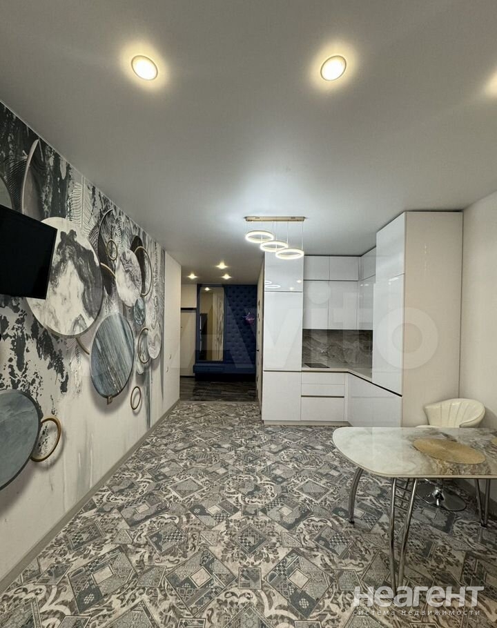 Сдается 2-х комнатная квартира, 56 м²