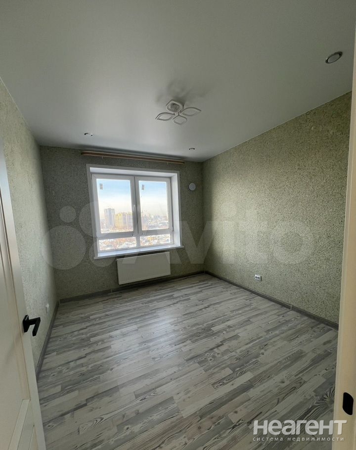 Сдается Многокомнатная квартира, 64 м²