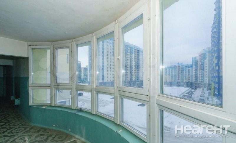 Продается 1-комнатная квартира, 32 м²