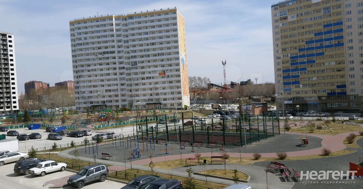 Продается 1-комнатная квартира, 42,4 м²